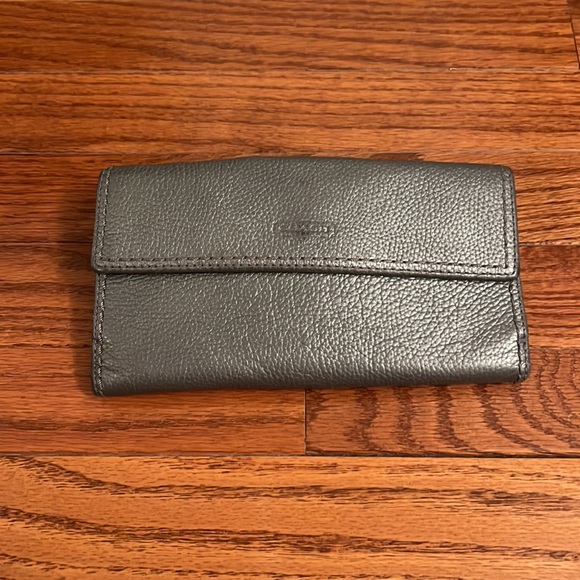 Wallet - Picture 2 of 4